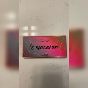 Violet Voss Le Macaron Mini Palette